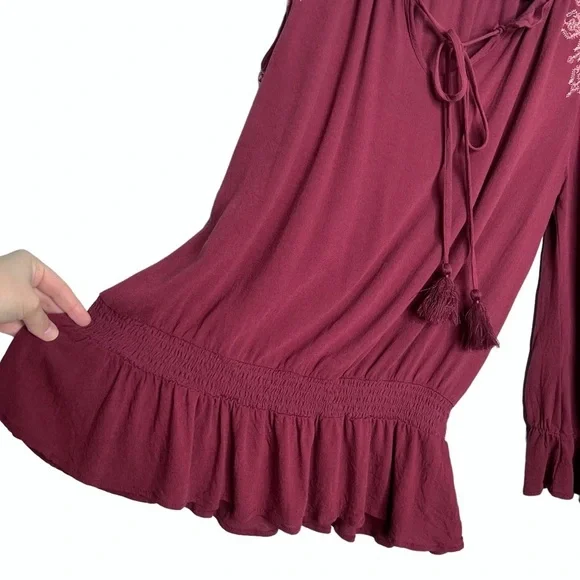 Alpha Amour Maroon Cold Shoulder Tassel Flare Sleeve Ruffle Hem Blouse - Picture 5 of 10